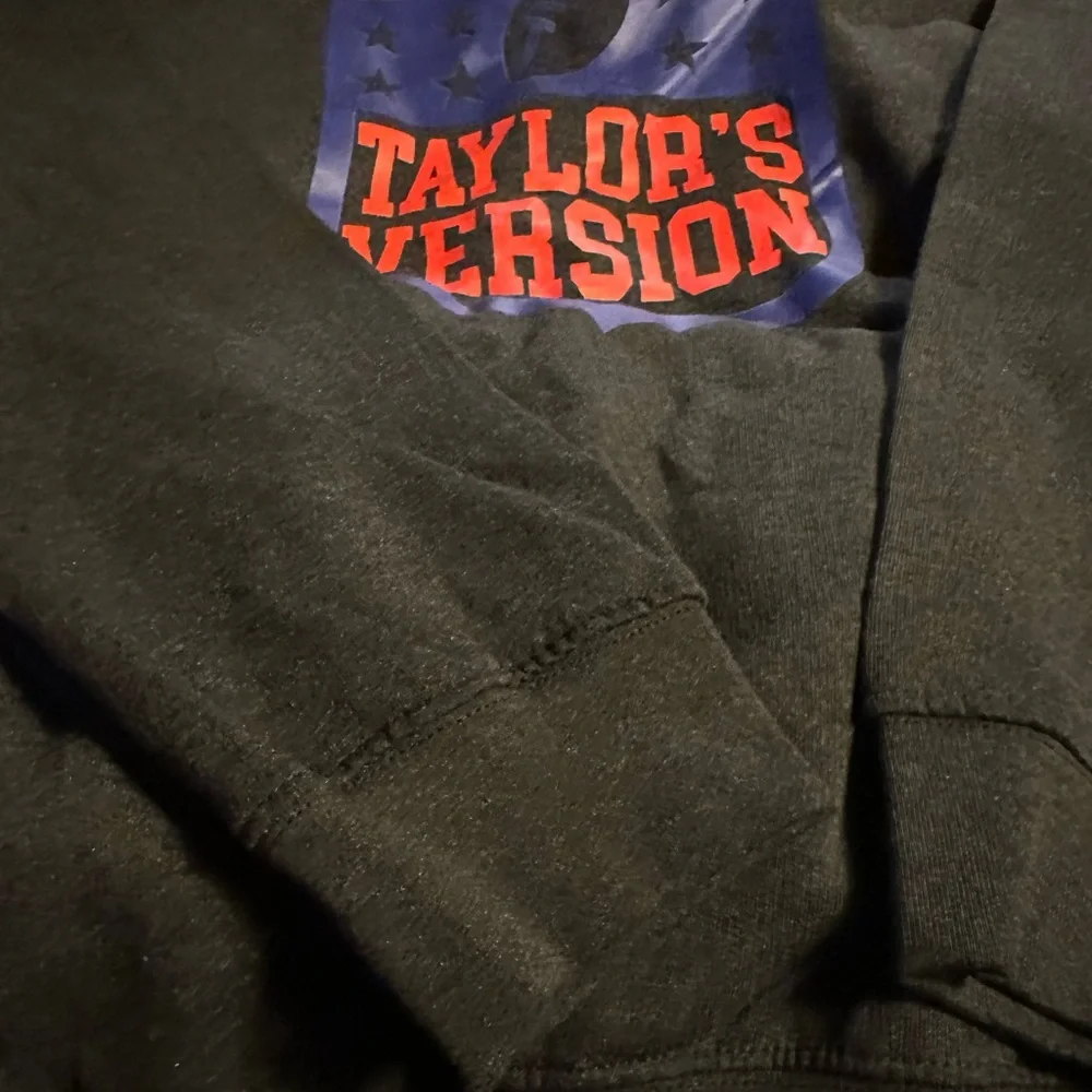 Women’s hoodie - Picture 1 of 3